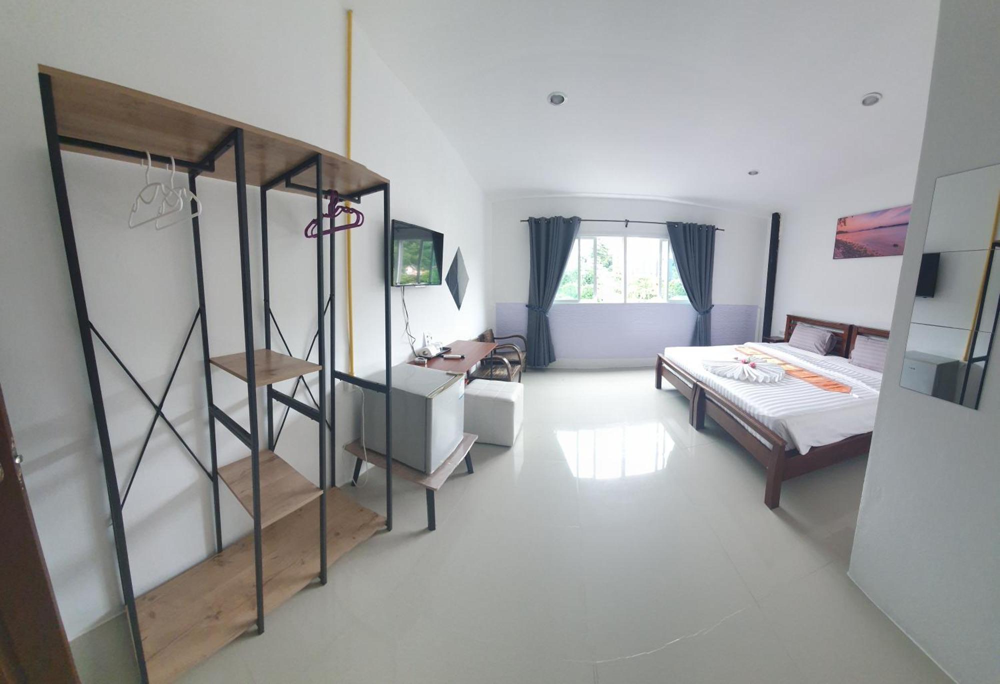 At Home Hotel Patong Kültér fotó