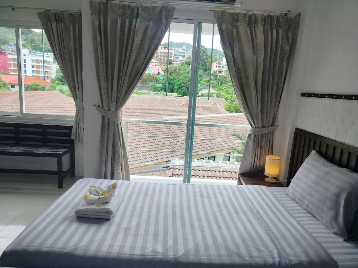 At Home Hotel Patong Kültér fotó